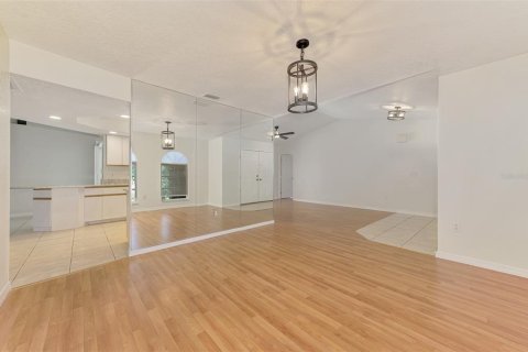 House in Port Charlotte, Florida 3 bedrooms, 176.79 sq.m. № 1799780 - photo 14