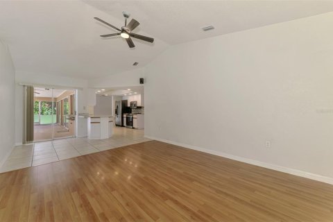 House in Port Charlotte, Florida 3 bedrooms, 176.79 sq.m. № 1799780 - photo 30
