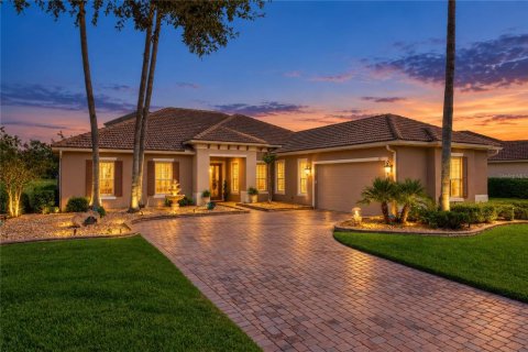 Villa ou maison à Poinciana, Floride 3 chambres, 269.7 m2 № 2403199