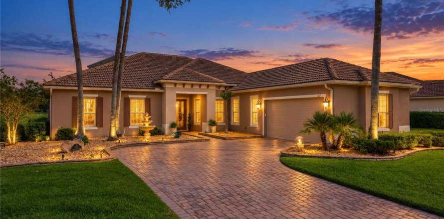Villa ou maison à Poinciana, Floride 3 chambres, 269.7 m2 № 2403199