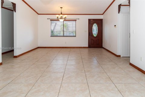 Villa ou maison à louer à Miami, Floride: 3 chambres, 146.23 m2 № 1920457 - photo 7