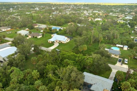 Land in Port Charlotte, Florida № 2205812 - photo 5