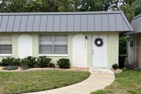 Condominio en venta en New Port Richey, Florida, 1 dormitorio, 72.37 m2 № 1086562 - foto 1