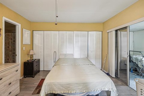 Condominio en venta en New Port Richey, Florida, 1 dormitorio, 72.37 m2 № 1086562 - foto 7