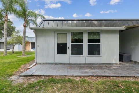 Condominio en venta en New Port Richey, Florida, 1 dormitorio, 72.37 m2 № 1086562 - foto 21
