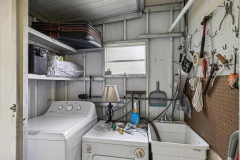 Condominio en venta en New Port Richey, Florida, 1 dormitorio, 72.37 m2 № 1086562 - foto 19