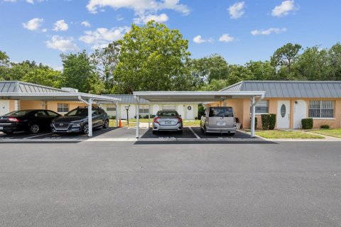 Condominio en venta en New Port Richey, Florida, 1 dormitorio, 72.37 m2 № 1086562 - foto 22