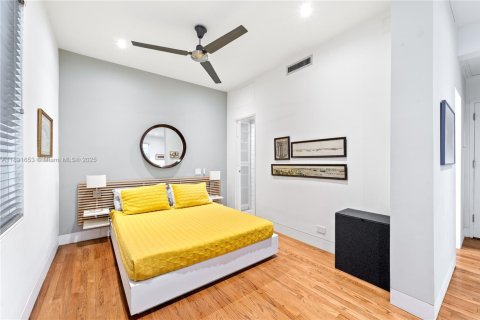 Condo in Miami Beach, Florida, 1 bedroom  № 1943883 - photo 5