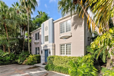 Condo in Miami Beach, Florida, 1 bedroom  № 1943883 - photo 9