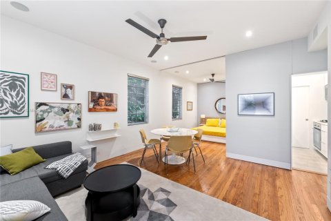 Condo in Miami Beach, Florida, 1 bedroom  № 1943883 - photo 7