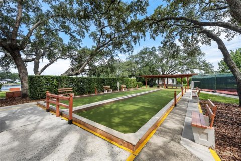 House in Port Richey, Florida 2 bedrooms, 136.57 sq.m. № 2330331 - photo 29