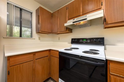 Condo in Gainesville, Florida, 2 bedrooms  № 2267226 - photo 5