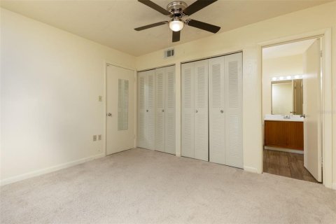 Condo in Gainesville, Florida, 2 bedrooms  № 2267226 - photo 12