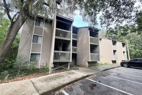 Condo in Gainesville, Florida, 2 bedrooms  № 2267226 - photo 23