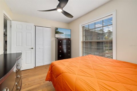 House in Apollo Beach, Florida 4 bedrooms, 151.99 sq.m. № 2391705 - photo 29