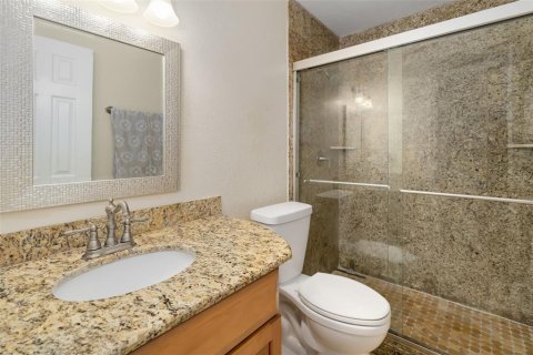 House in Apollo Beach, Florida 4 bedrooms, 151.99 sq.m. № 2391705 - photo 30