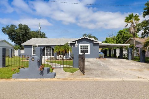 House in Apollo Beach, Florida 4 bedrooms, 151.99 sq.m. № 2391705 - photo 3