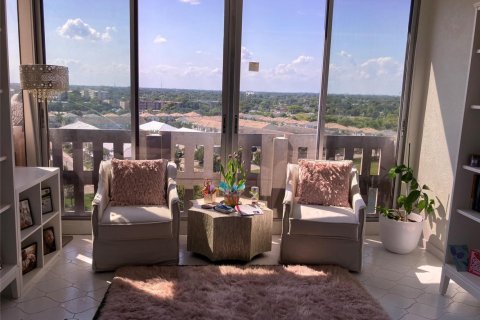 Condo in Hollywood, Florida, 2 bedrooms № 2081747 - photo 6