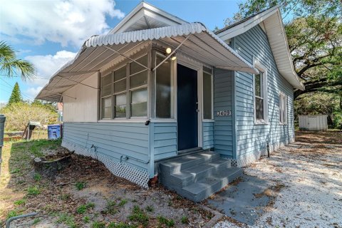 House in Tampa, Florida 3 bedrooms, 87.7 sq.m. № 1667006 - photo 4