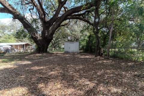 House in Tampa, Florida 3 bedrooms, 87.7 sq.m. № 1667006 - photo 24