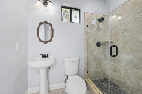 Купить виллу или дом в Тампа, Флорида 9 комнат, 195.56м2, № 2214507 - фото 17