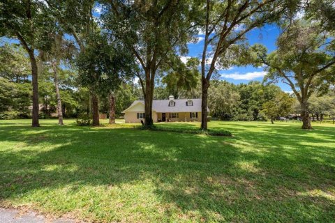 House in Ocala, Florida 3 bedrooms, 172.98 sq.m. № 1806860 - photo 11