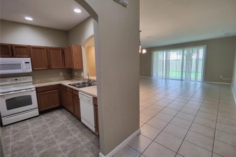 Townhouse in Kissimmee, Florida 3 bedrooms, 181.81 sq.m. № 1912339 - photo 5