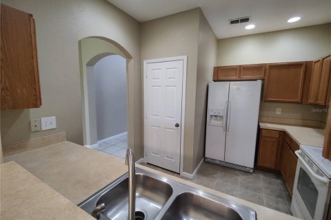 Townhouse in Kissimmee, Florida 3 bedrooms, 181.81 sq.m. № 1912339 - photo 16