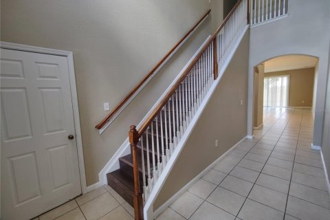 Townhouse in Kissimmee, Florida 3 bedrooms, 181.81 sq.m. № 1912339 - photo 18