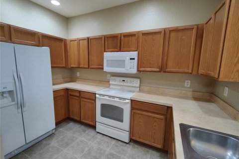 Townhouse in Kissimmee, Florida 3 bedrooms, 181.81 sq.m. № 1912339 - photo 4