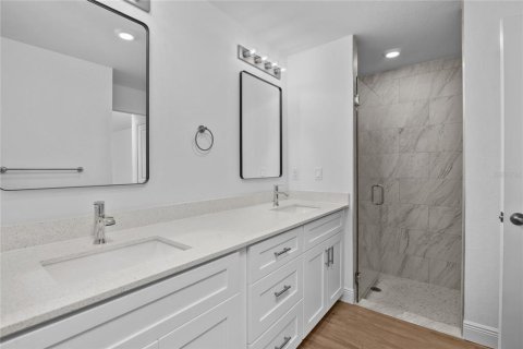 Villa ou maison à vendre à Port Charlotte, Floride: 4 chambres, 173.54 m2 № 2277600 - photo 8