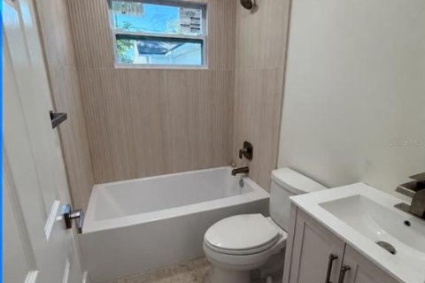 Appartement à louer à Saint Petersburg, Floride: 2 chambres, 82.22 m2 № 2437228 - photo 12