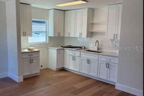 Appartement à louer à Saint Petersburg, Floride: 2 chambres, 82.22 m2 № 2437228 - photo 4