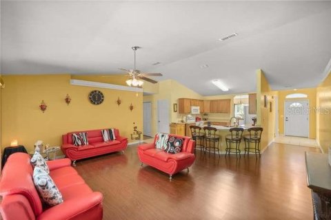 House in Ocala, Florida 3 bedrooms, 168.9 sq.m. № 1663147 - photo 9