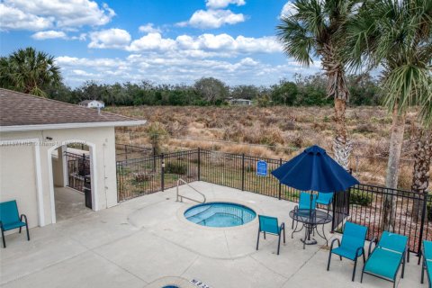 House in Sebring, Florida 3 bedrooms, 111.95 sq.m. № 1929414 - photo 11