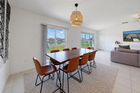 House in Riverview, Florida 4 bedrooms, 179.77 sq.m. № 2227931 - photo 20