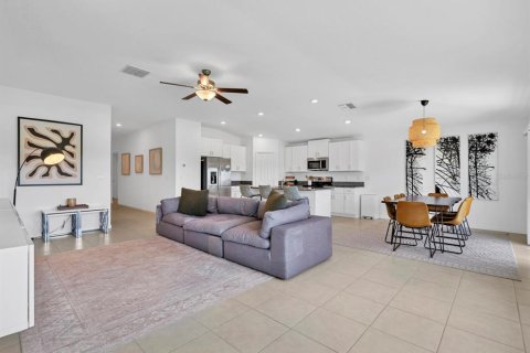 House in Riverview, Florida 4 bedrooms, 179.77 sq.m. № 2227931 - photo 23
