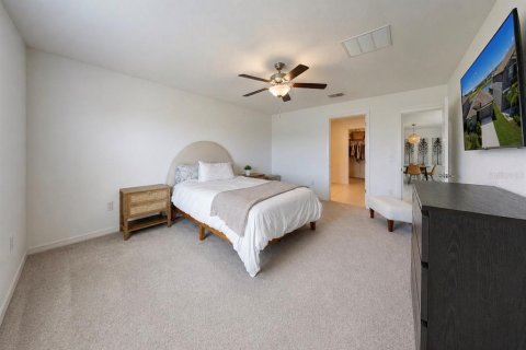 House in Riverview, Florida 4 bedrooms, 179.77 sq.m. № 2227931 - photo 24