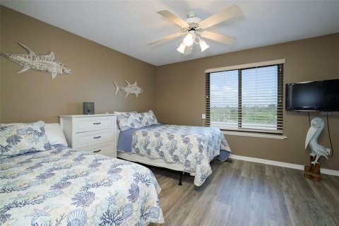 Condo in Ponce Inlet, Florida, 3 bedrooms № 2100158 - photo 16
