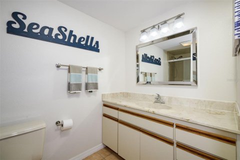 Condo in Ponce Inlet, Florida, 3 bedrooms № 2100158 - photo 15