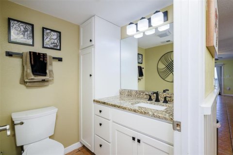 Condo in Ponce Inlet, Florida, 3 bedrooms № 2100158 - photo 11