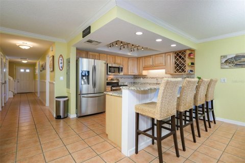 Condo in Ponce Inlet, Florida, 3 bedrooms № 2100158 - photo 2