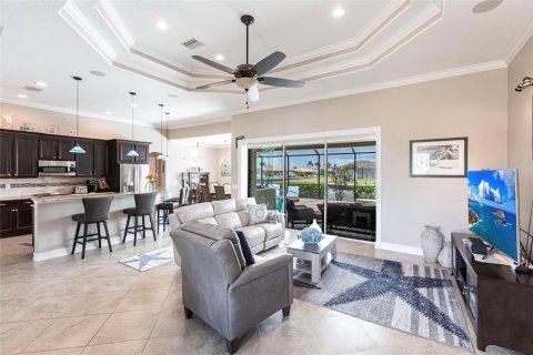 Casa en venta en Punta Gorda, Florida, 3 dormitorios, 193.89 m2 № 1873760 - foto 2