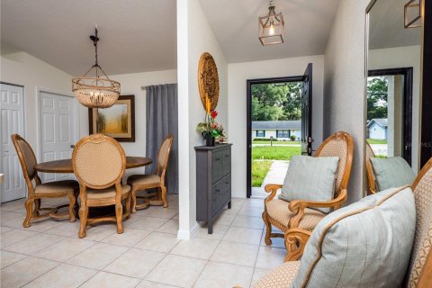 House in Ocala, Florida 3 bedrooms, 146.97 sq.m. № 1855406 - photo 9