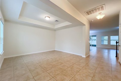 Villa ou maison à louer à Orlando, Floride: 5 chambres, 286.88 m2 № 2411515 - photo 5