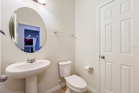 Villa ou maison à louer à Orlando, Floride: 5 chambres, 286.88 m2 № 2411515 - photo 28