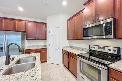 Villa ou maison à louer à Orlando, Floride: 5 chambres, 286.88 m2 № 2411515 - photo 10