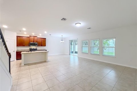 Villa ou maison à louer à Orlando, Floride: 5 chambres, 286.88 m2 № 2411515 - photo 18
