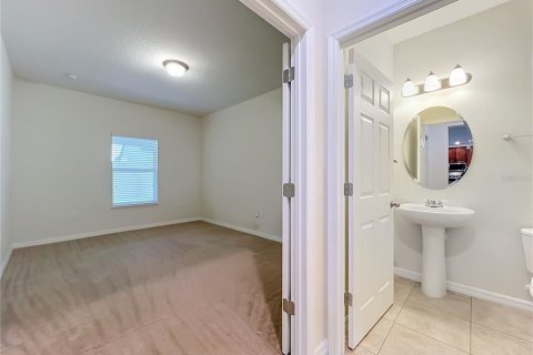 Villa ou maison à louer à Orlando, Floride: 5 chambres, 286.88 m2 № 2411515 - photo 25