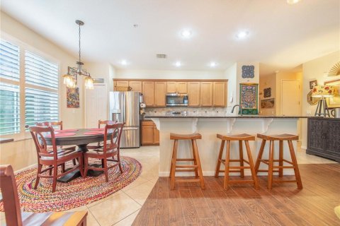 Condo in Orlando, Florida, 3 bedrooms № 2280254 - photo 15